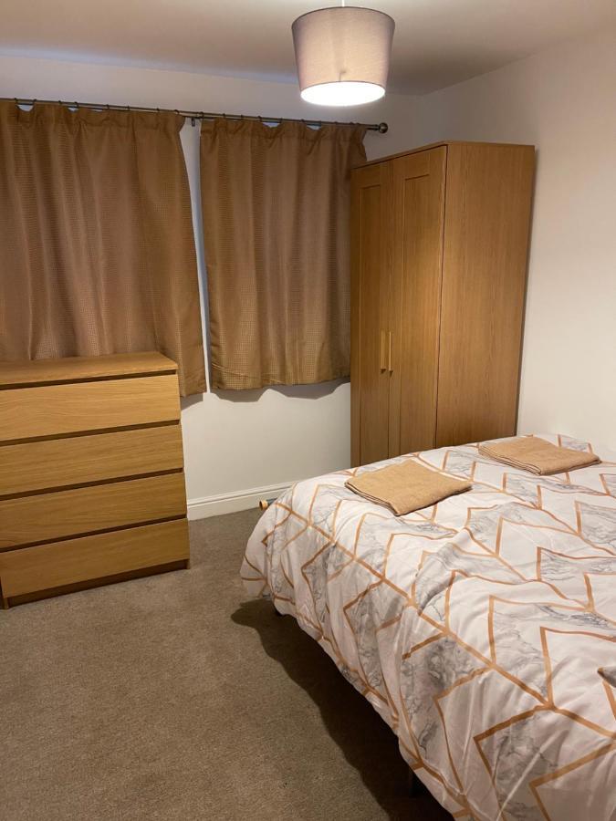 Quiet 5 Bed Apartment In Liverpool Exterior photo